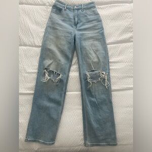Hollister High Rise Dad Jean (Size 25) (29” inseam)